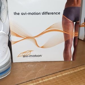 AVI-MOTION SNEAKERS